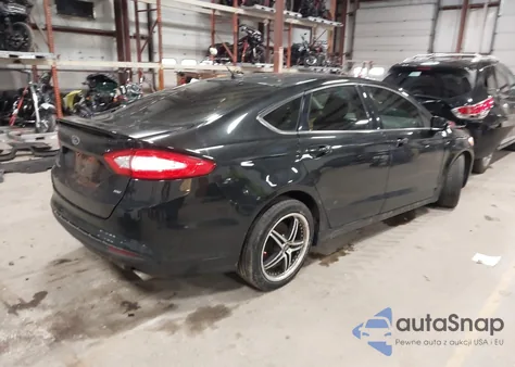 2015 Ford Fusion Se z USA, uszkodzony, nr VIN 3FA6P0H73FR301898
